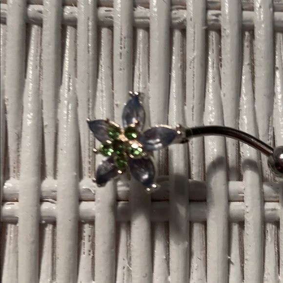 3 Belly button bars - Picture 4 of 4